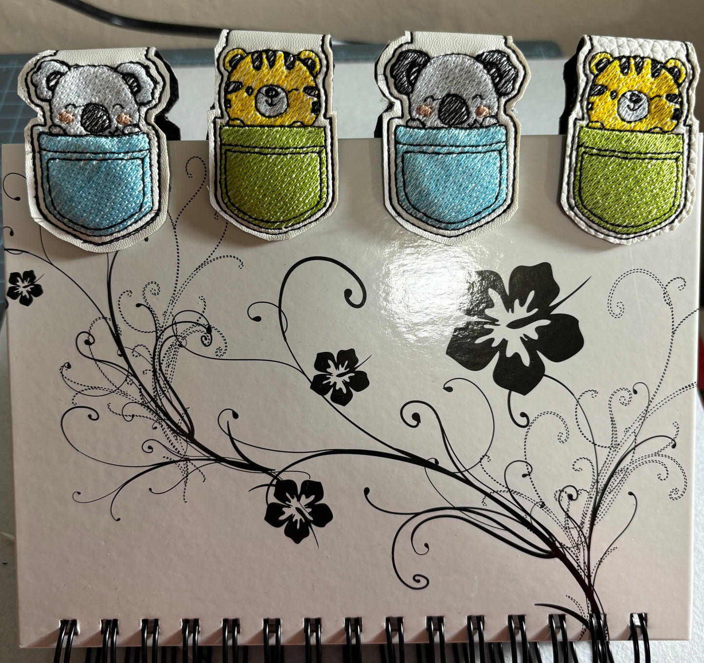 Cute bookmark magnet